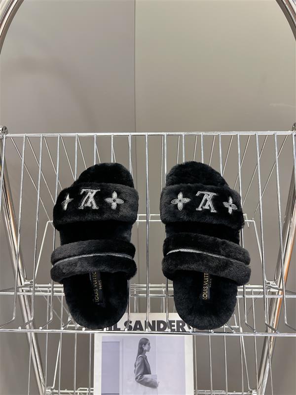 2025112818454110 250